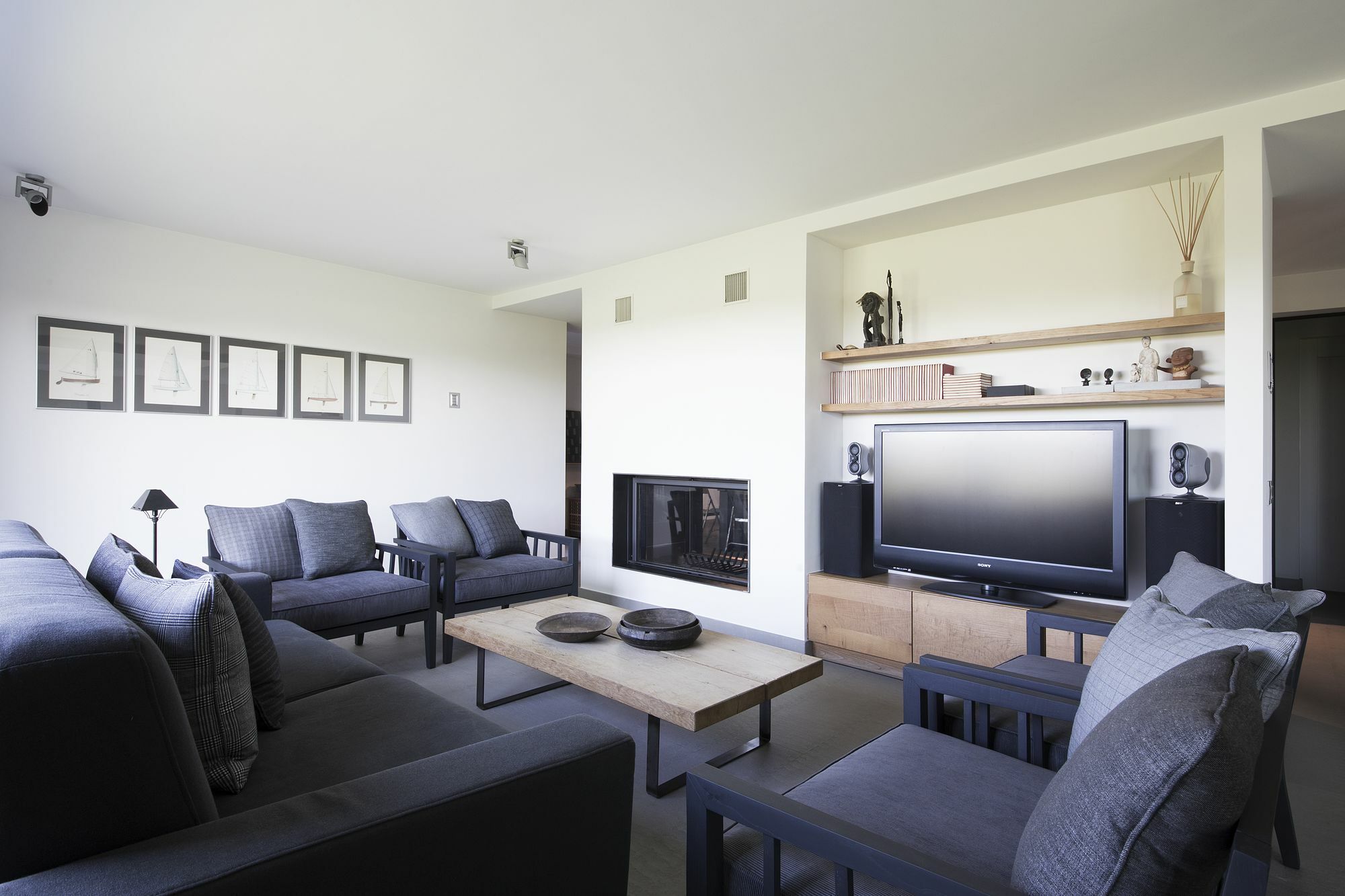 Suite & Pool-Como House-160 Mt-Private Indoor Swimming Pool, Heated All Year-Private Covered Parking-Private Garden And Terrace-Fully Equipped Kitchen Εξωτερικό φωτογραφία